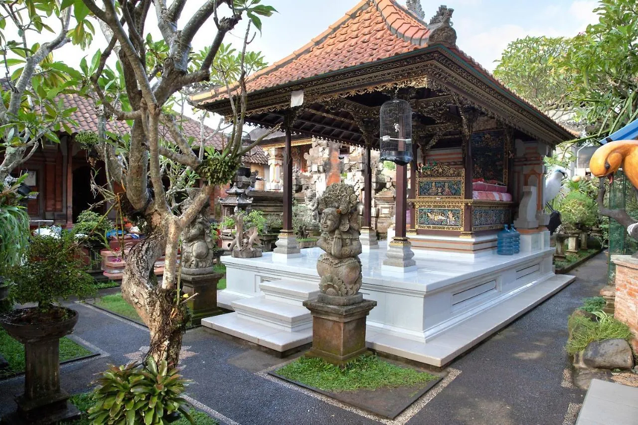 The Ubud Kinship